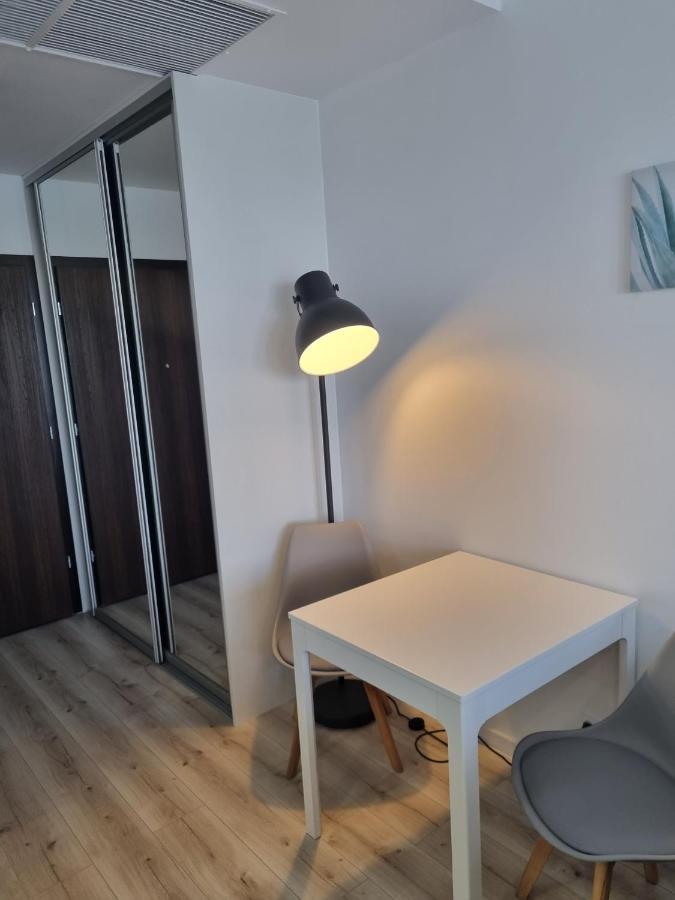 Jbhotels Apartament Comfort Hanza Tower 什切青 外观 照片