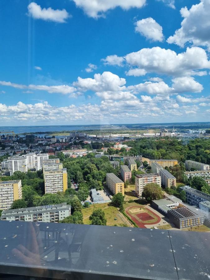 Jbhotels Apartament Comfort Hanza Tower 什切青 外观 照片